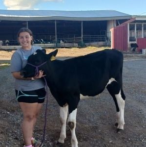 Meet your Posher, Danika